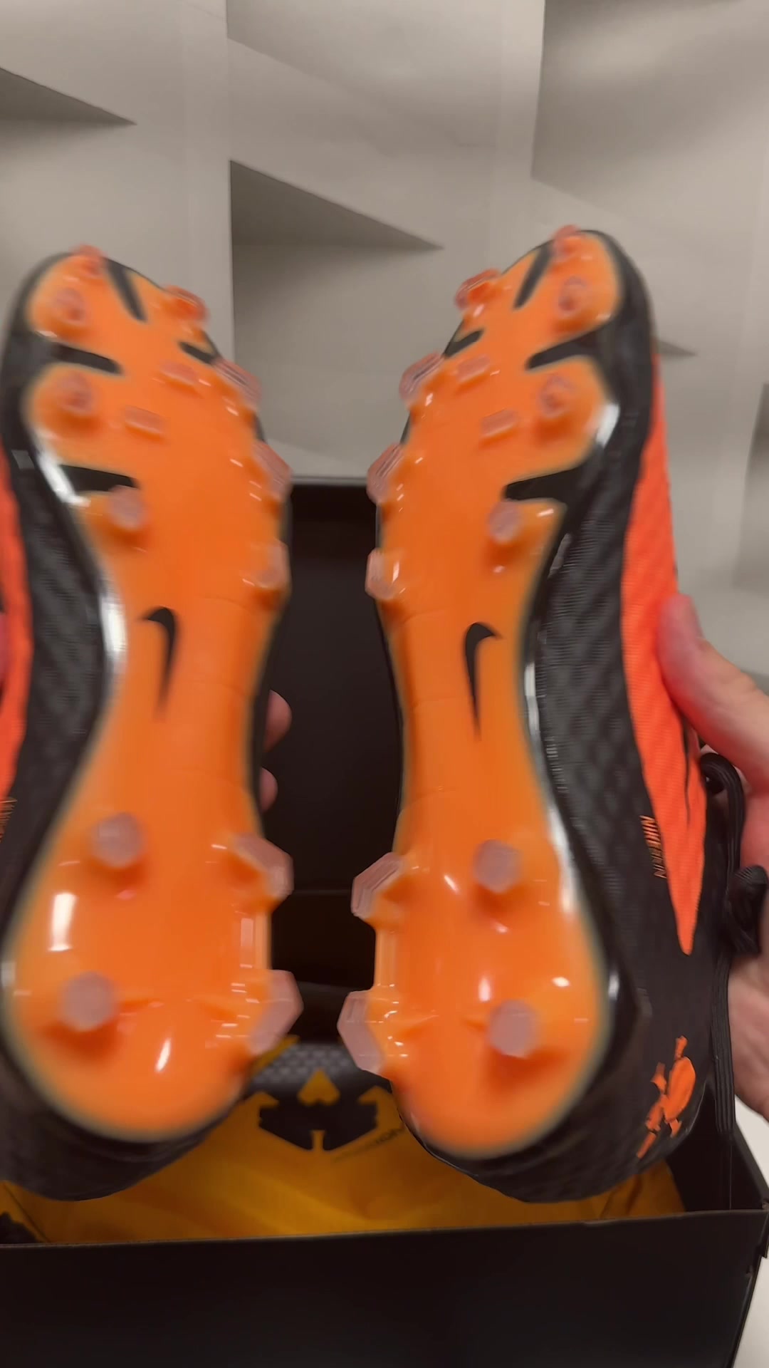 Бутсы Nike Hypervenom Phantom RGN SE FG, мужские, Оранжевые — фото 1