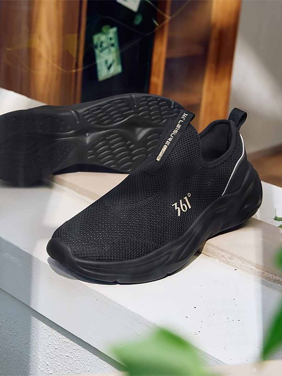 Кроссовки 361° Infinite MVMNT SE, полнота F, размер 41 EUROP, black/white/multicolor — фото 1