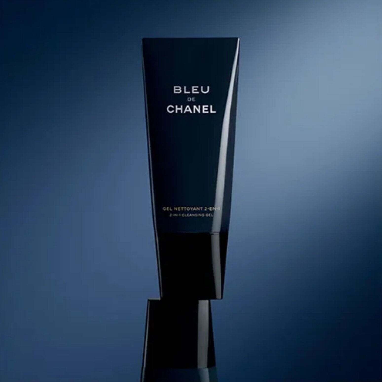 Изображение Крем для бритья Chanel Bleu de Chanel Shaving Creme, 100 мл, черный