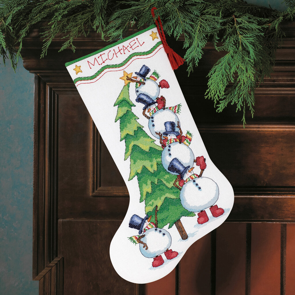 08820 Набор для вышивания крестом DIMENSIONS Trimming the Tree. Stocking "Снеговик и елка. Чулок"