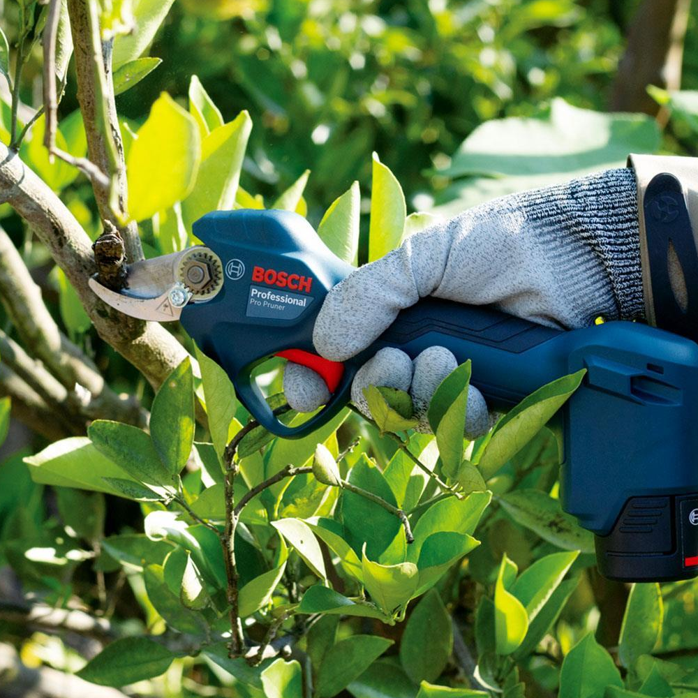 Кусторезы Аккумуляторные Аккумуляторный секатор Bosch Pro Pruner 0.601.9K1.080