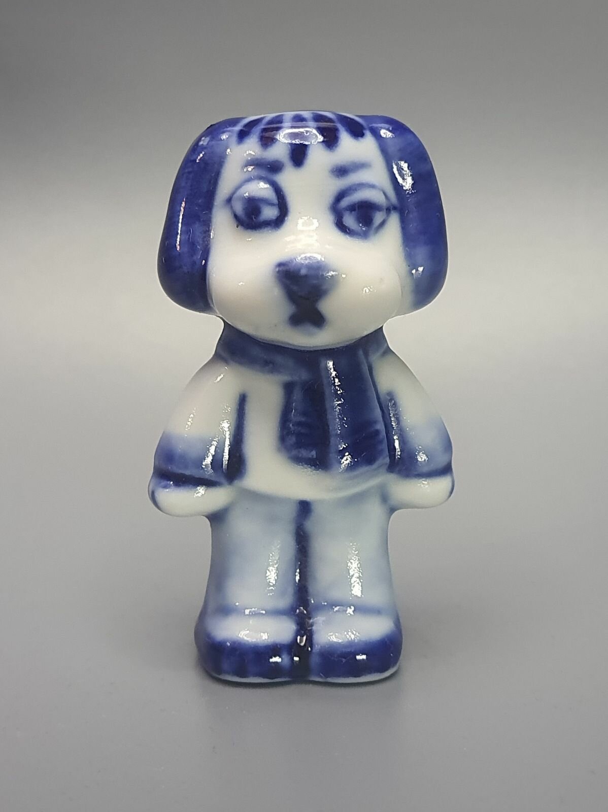 Фарфоровая сувенирная статуэтка Собачка 65см ручная роспись