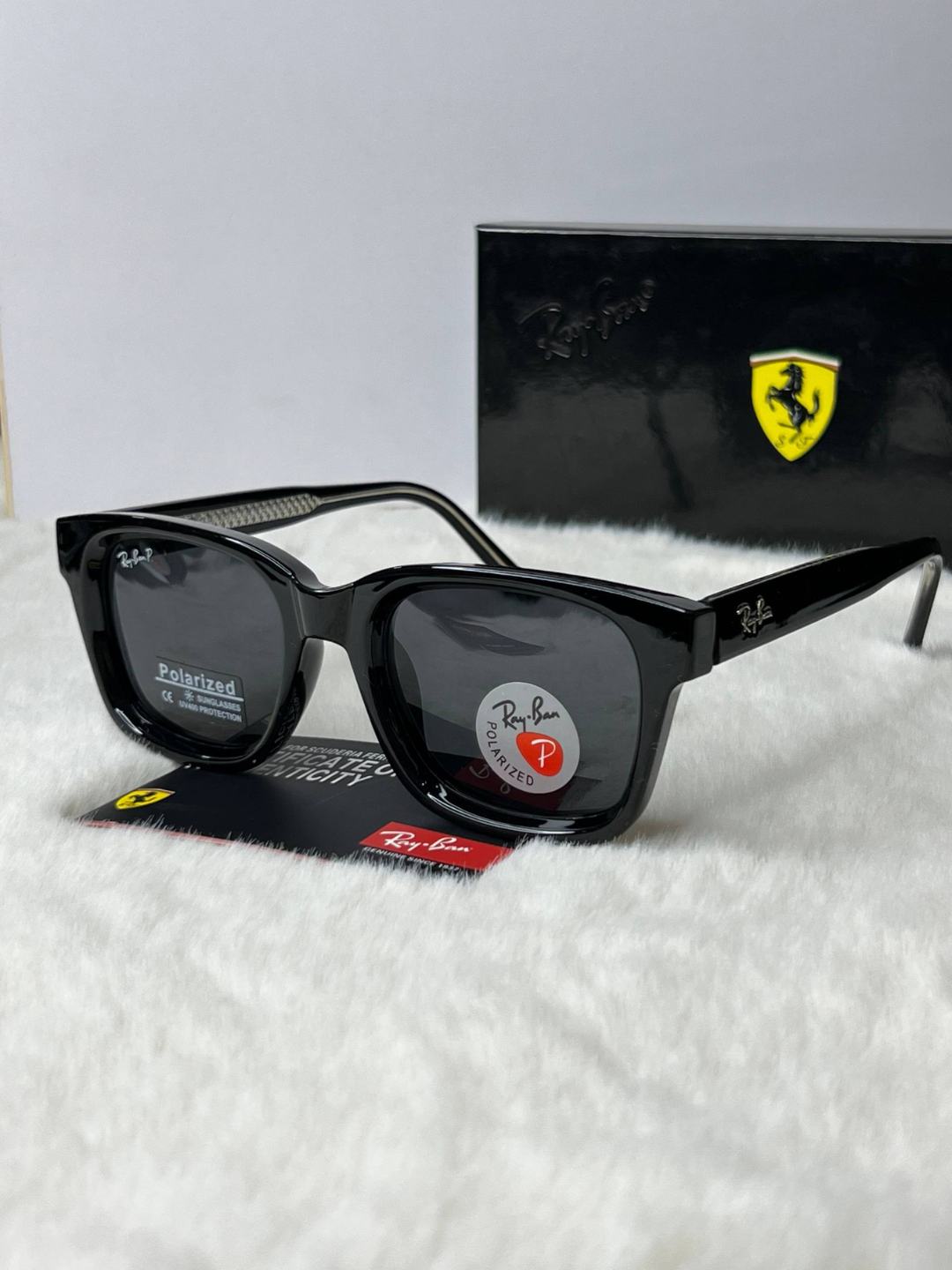 Солнцезащитные очки