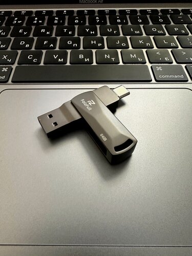 Изображение товара Флешка 32GB, Type -C - USB 3.2, высокоскоростная, ударопрочная, водонепроницаемая, 32ГБ