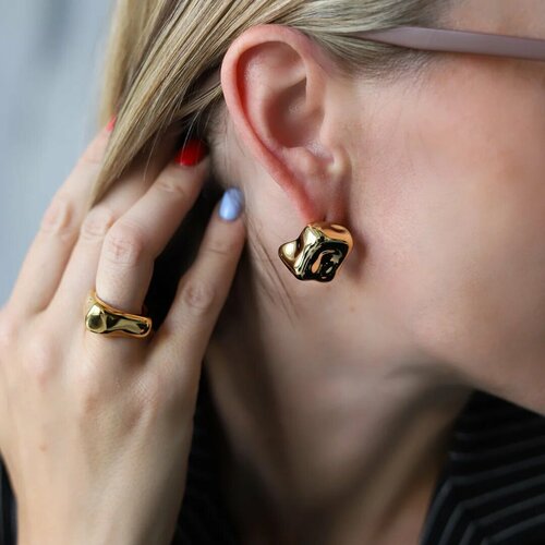 Комплект серег Hitrospletenia размер 18 мм золотистый 5500₽