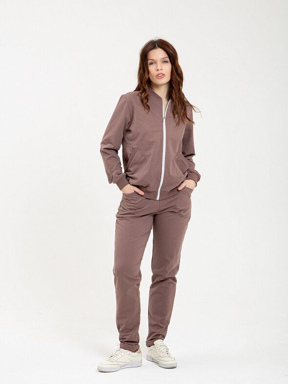 Костюм спортивный Lilians, размер 54, какао