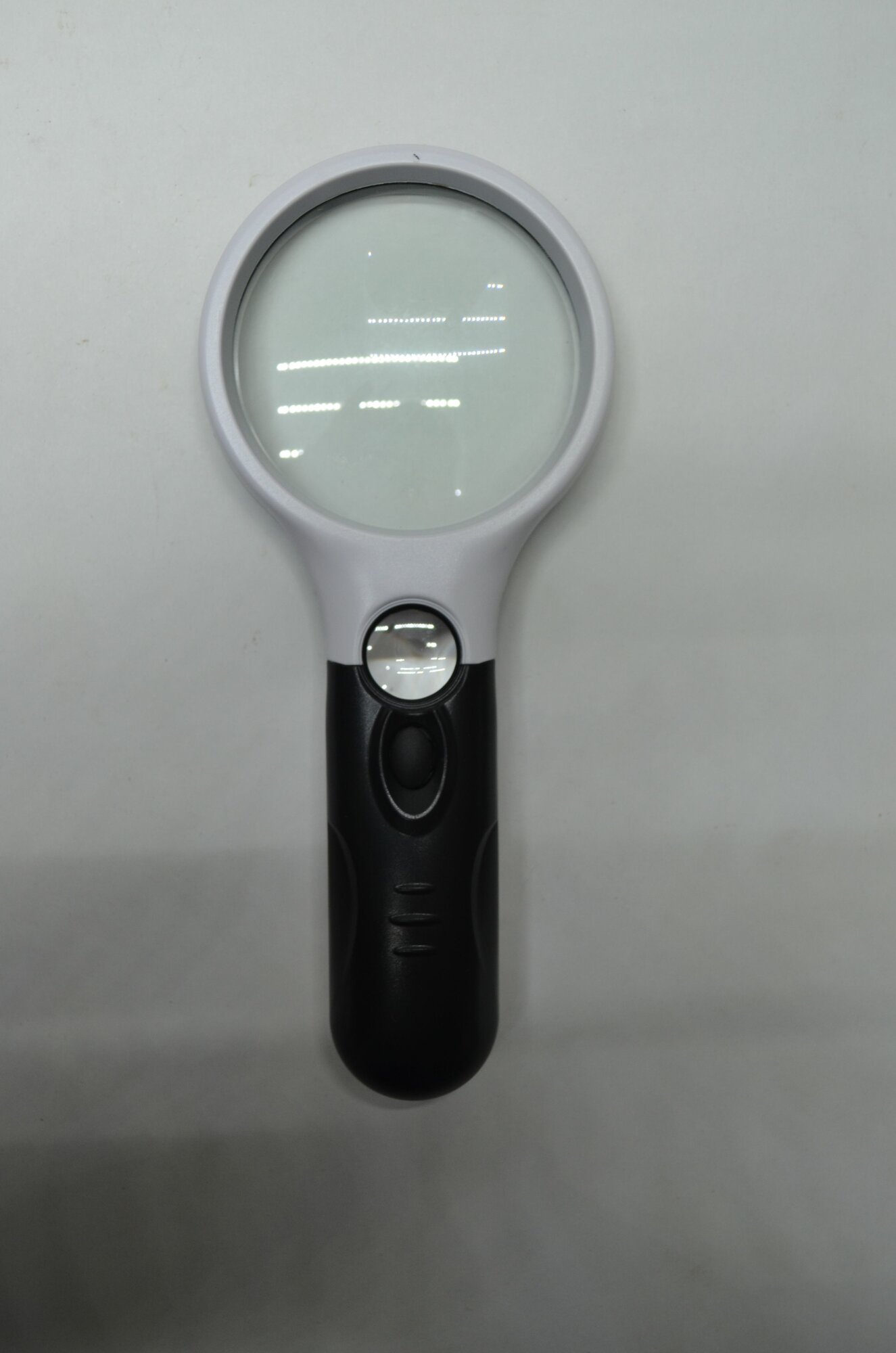 Лупы 75 с LED подсветкой Vogel 600145
