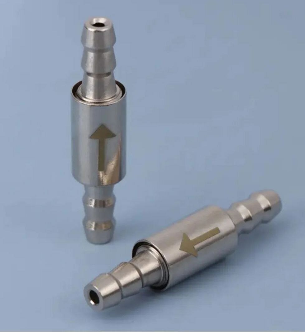 Обратный клапан для системы CO2 для шланга 4/6 мм. Для баллона.