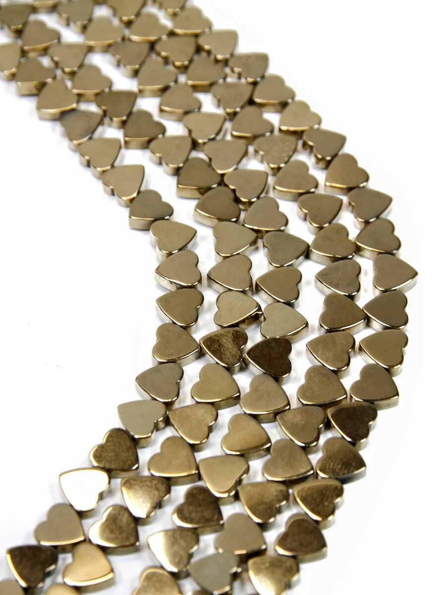 Гематин сердце, гориз. отверстие - 6 мм, (около 35 шт) — фото 1