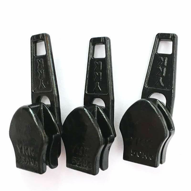 Бегунок YKK для витой молнии металлический. Тип 5 (5 шт.) Белый. Для ремонта спортивной одежды, курток ветровок рюкзаков дорожных и спортивных сумок чехлов для подушек и одеял кроссовок ботинок — фото 1