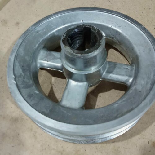 Изображение товара Шкив алюминиевый 2-х ручьевый для вакумного насоса УВБ (малый) 02.020 внешний диаметр шкива 17 см.