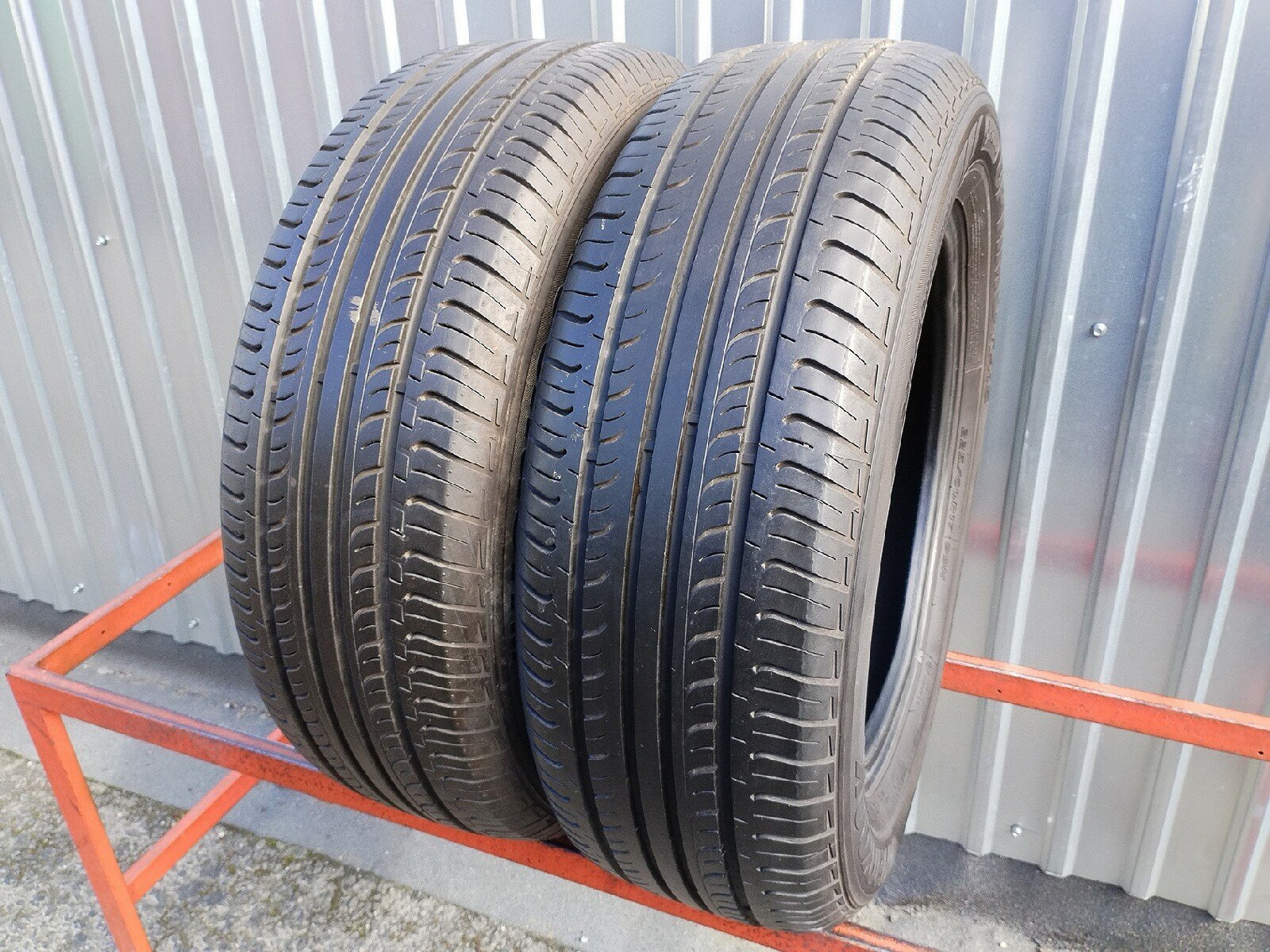 Пара шин Б/У 225/60 R17 Hankook Optimo K415