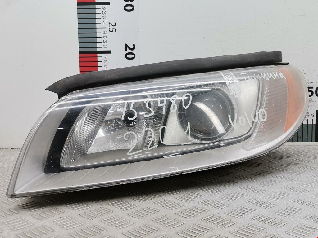 Фара левая Volvo S80 2 арт. 2215603