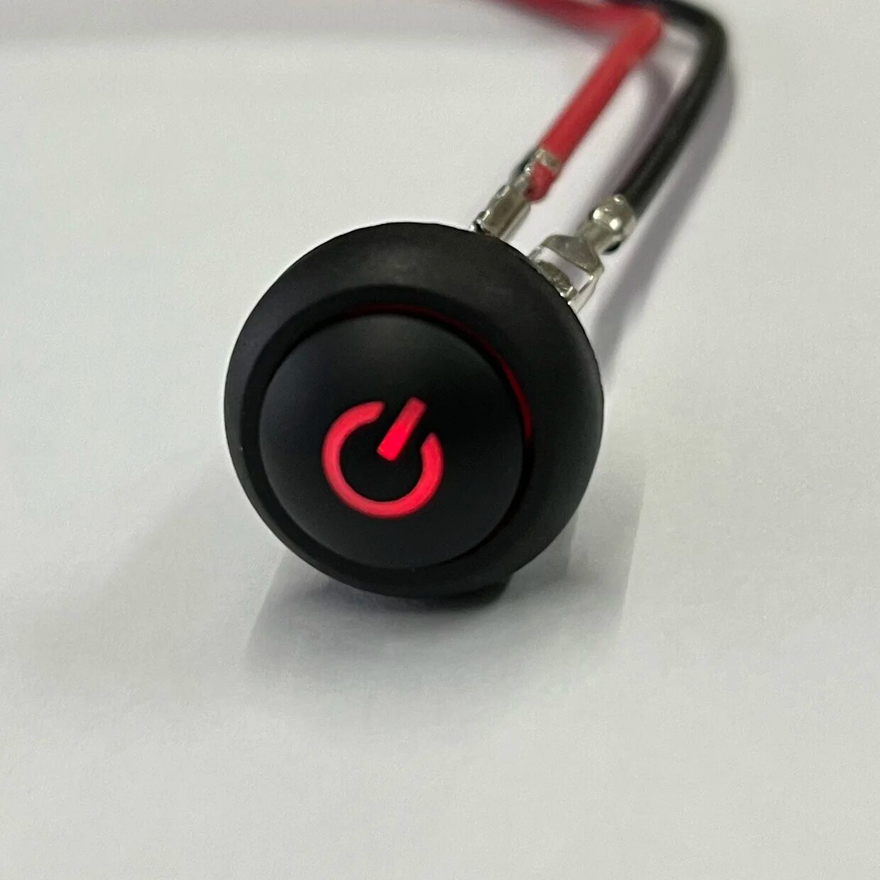 12 мм мгновенный и фиксирующийся НЕТ водонепроницаемый IP67 типы специального символа кнопочный автомобильный переключатель led color red Latching LED Voltage 12V