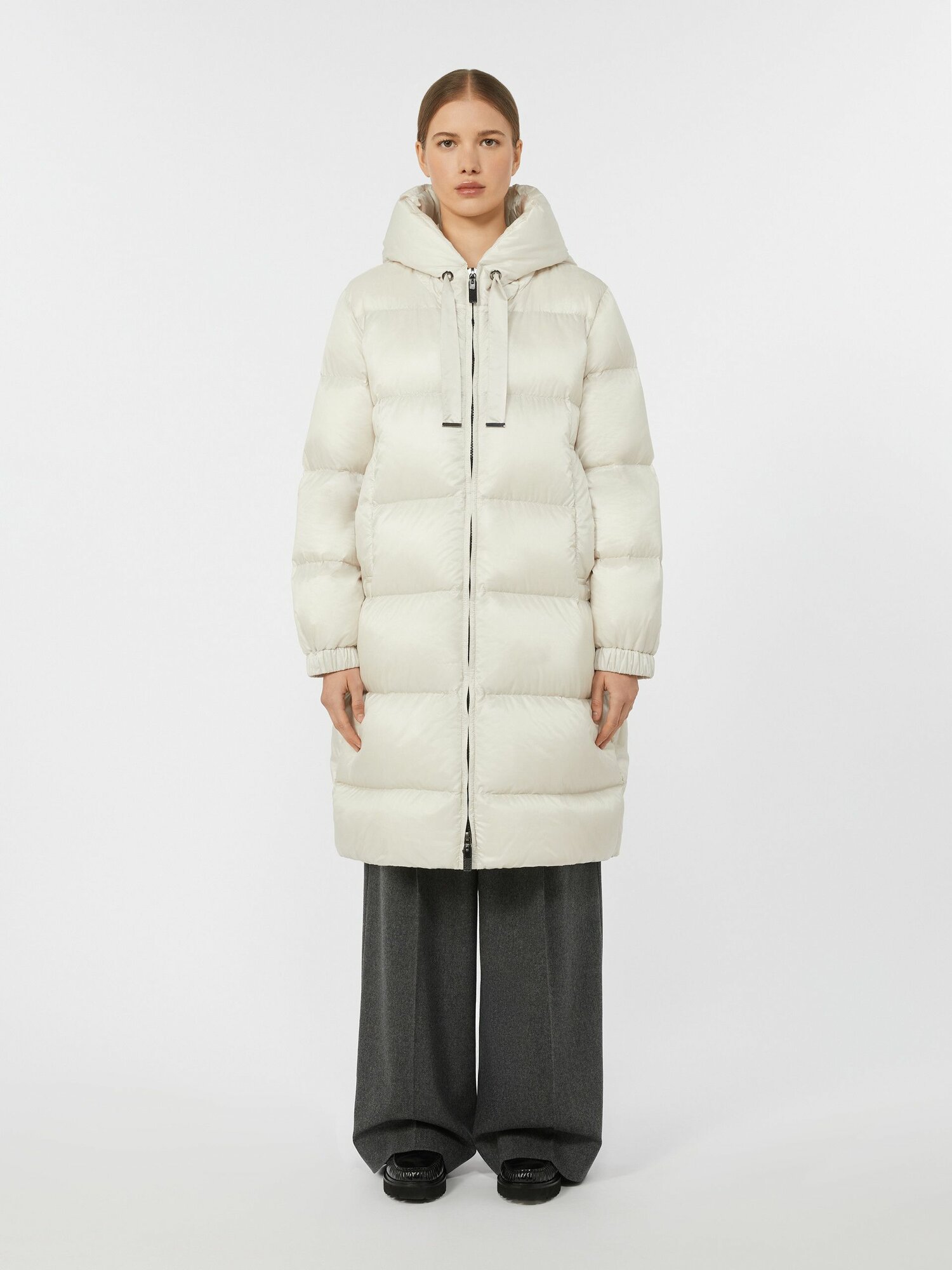 Пуховик Осень-зима 2025