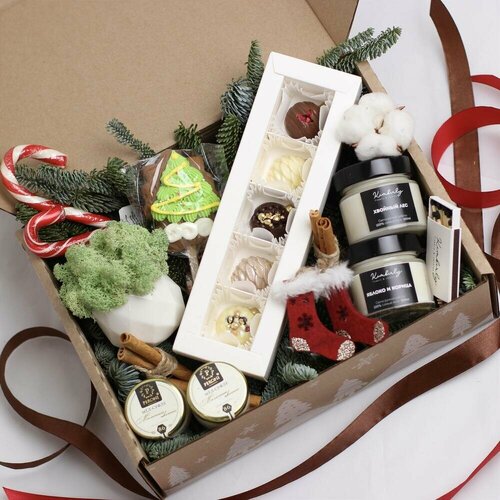 Новогодний подарочный набор 4