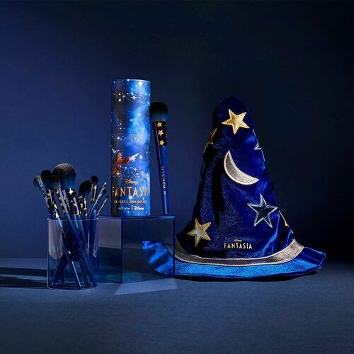 Премиум набор мейкап spectrumcollections Дисней Фантазия Disney Fantasia 34990₽