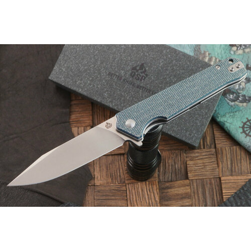 фото Складной нож qsp knife mamba v2 qs111-h1, сталь d2, рукоять голубая микарта