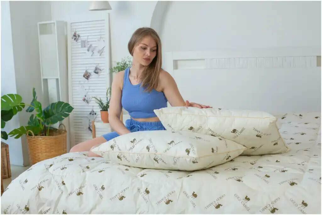 фото Подушка для сна Sense of Nature "Верблюжья шерсть" 50х70, бежевый, 1 шт.