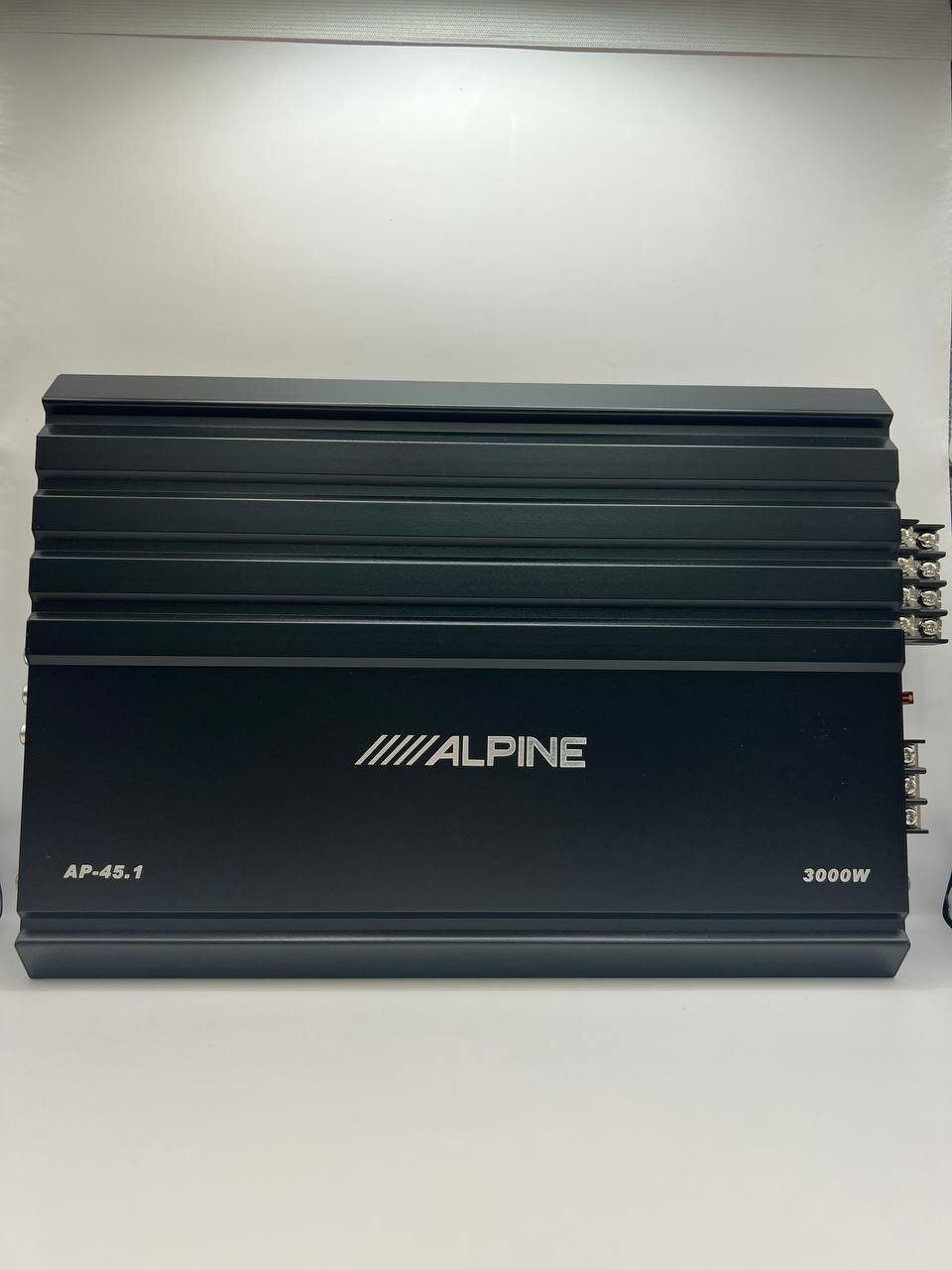 Автомобильный усилитель ALPINE AP-45.1, Max мощность 3000W, 4 канала, класс А/B, 40A