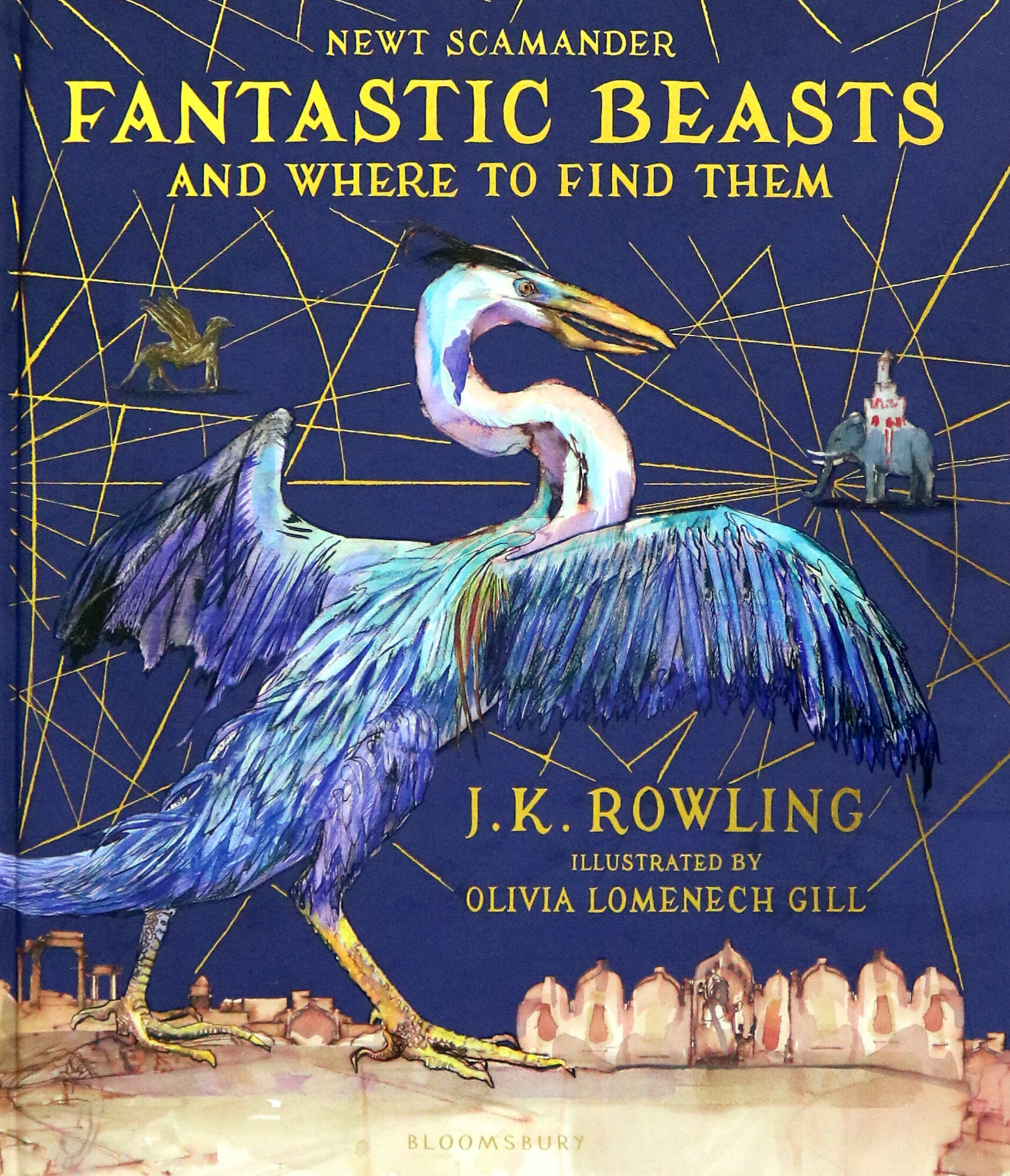 Fantastic Beasts and Where to Find Them / Фантастические твари и где они обитают / Книга на Английском