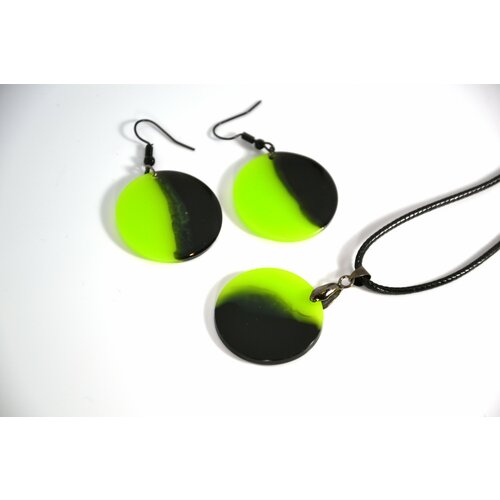 Комплект бижутерии Карамба: подвеска, серьги, размер колье/цепочки 48 см, зеленый, черный