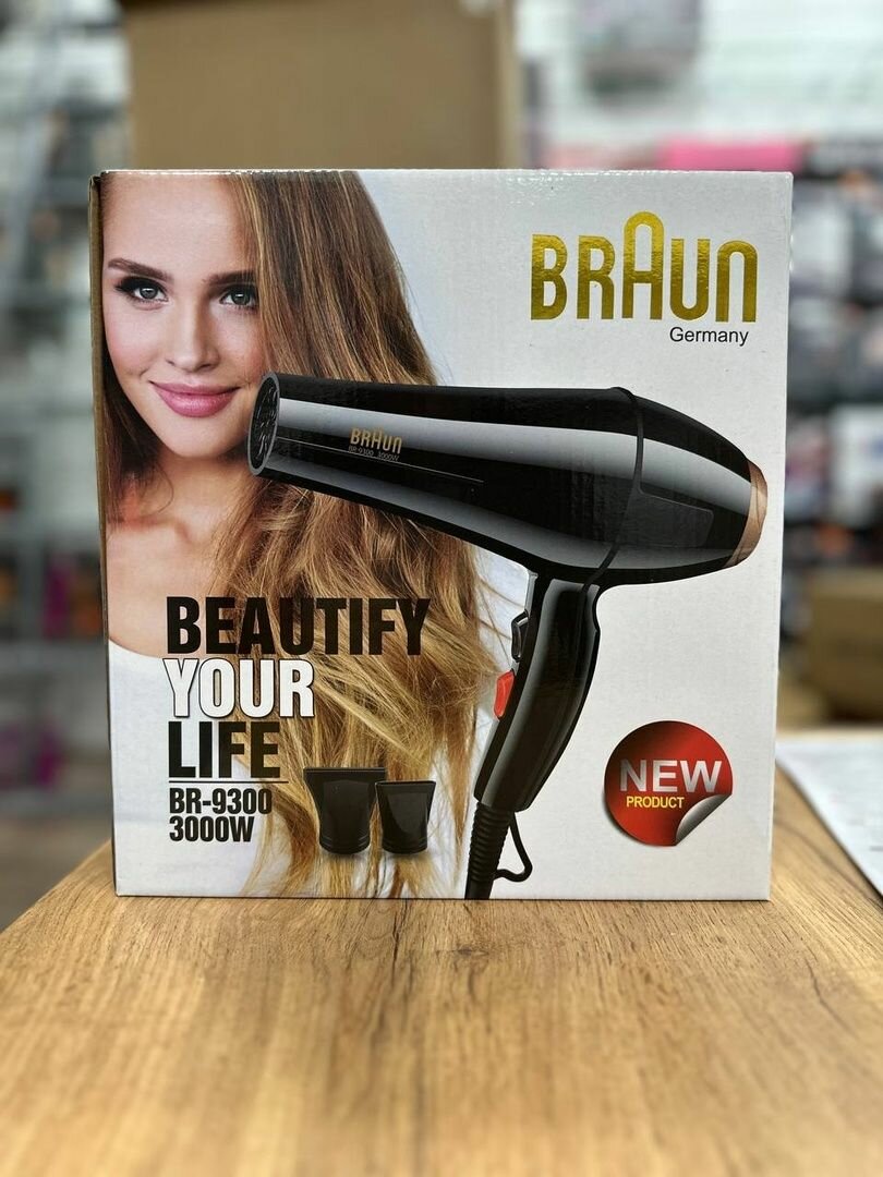 фото Функциональный бытовой фен для волос с насадкими