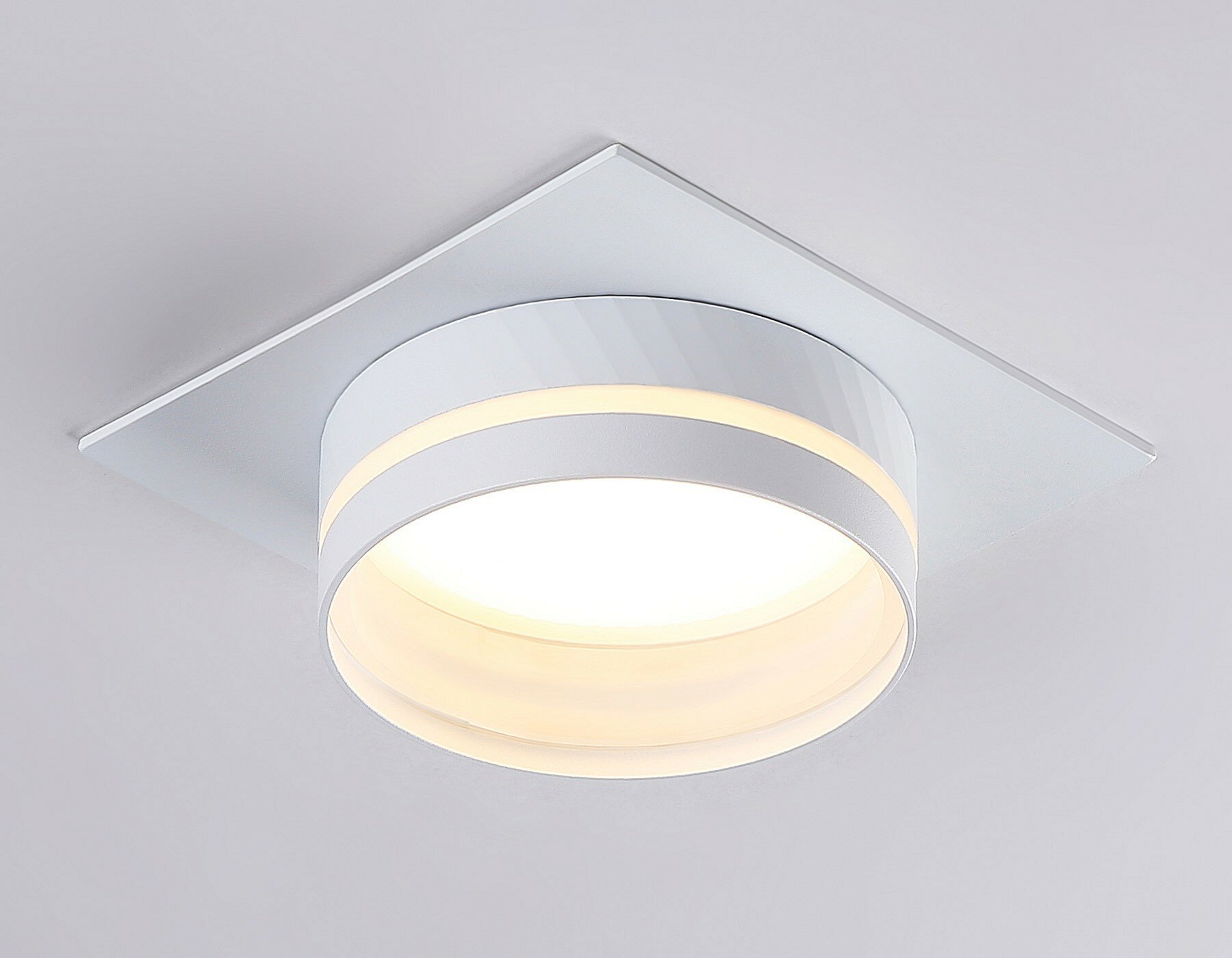 Встраиваемый светильник Ambrella Light GX53 Acrylic tech TN5221 - фотография № 3