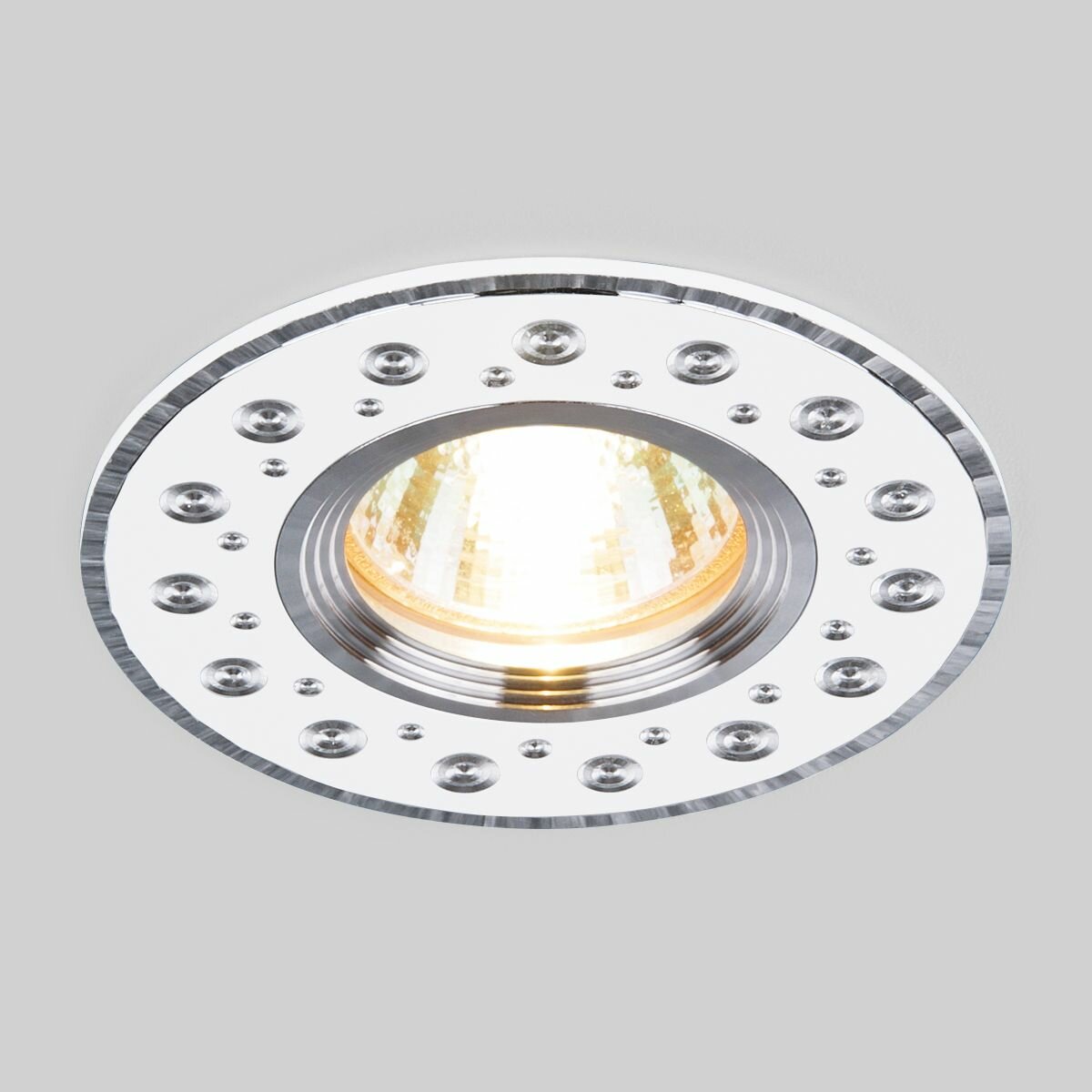 Встраиваемый Светильник Elektrostandard 2008 Mr16 Wh 4690389066405 - фото №1