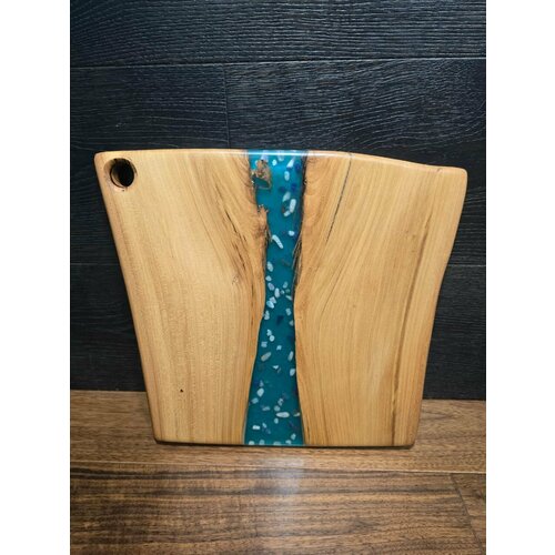 Деревянная разделочная доска