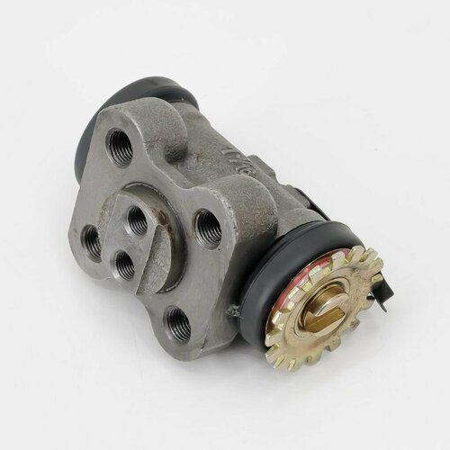 Рабочий тормозной цилиндр задний ISUZU ELF 4339 диаметр 34 без прокачки правый YUHOLI 4390₽