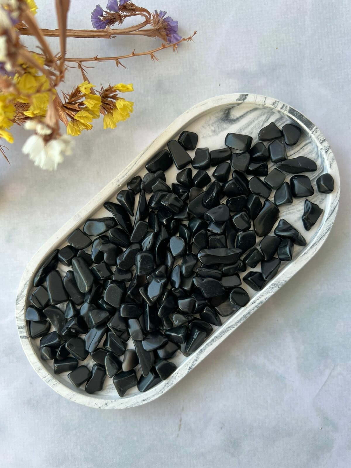 Галтовка натурального камня Обсидиан черный. Размер 10*15 мм. Упаковка 100 гр.