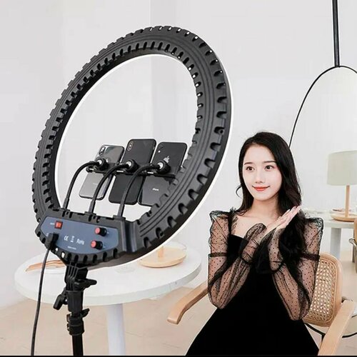 Профессиональная кольцевая лампа 45 см Soft Ring Light RL-18 с пультом ДУ Bluetooth пультом для селфи сумкой для переноски и штативом 75-190 см 527000₽