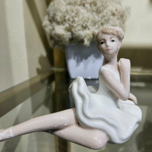 Красивая статуэтка Балерина декор и интерьер в дом 12х76 см 1479₽