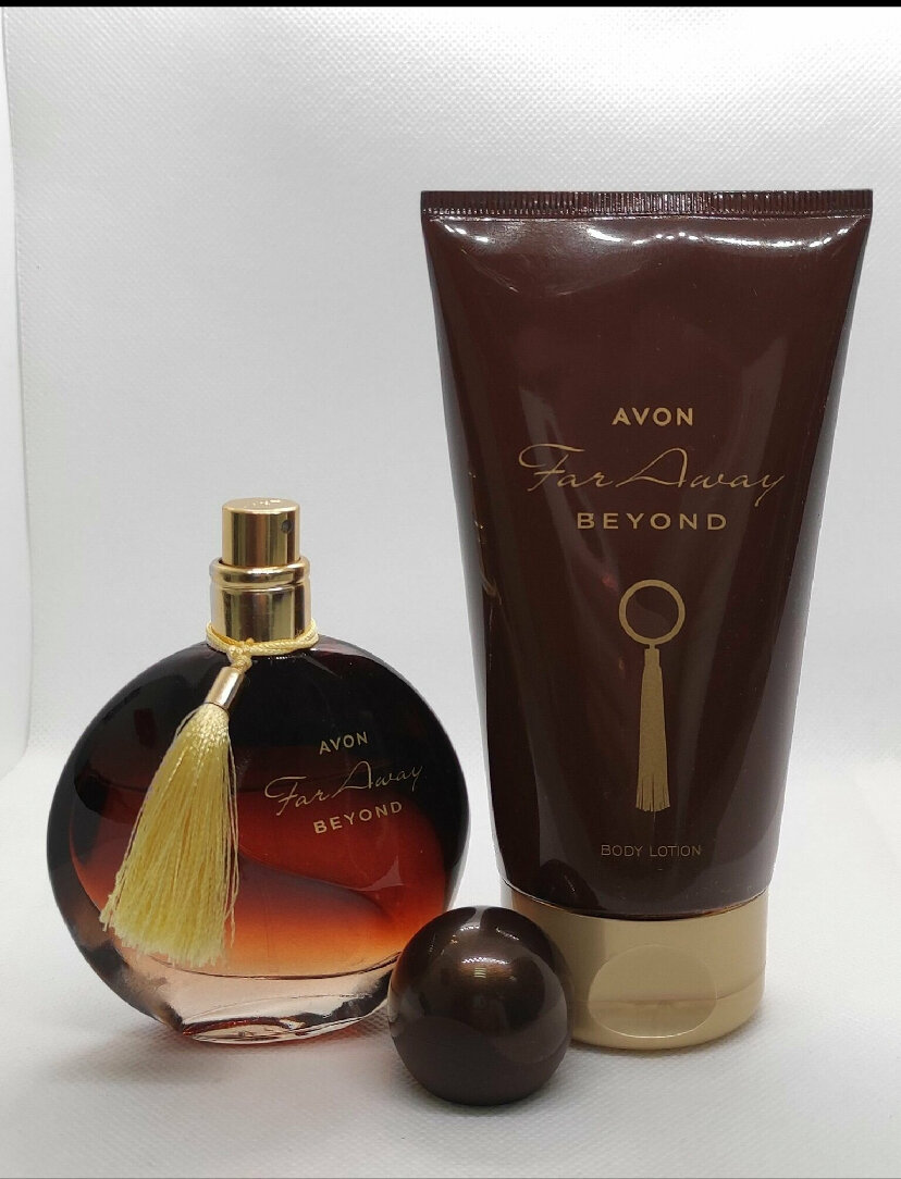 AVON парфюмерный набор Far Away Beyond (парфюмерная вода 50 мл + лосьон для тела 150 мл)