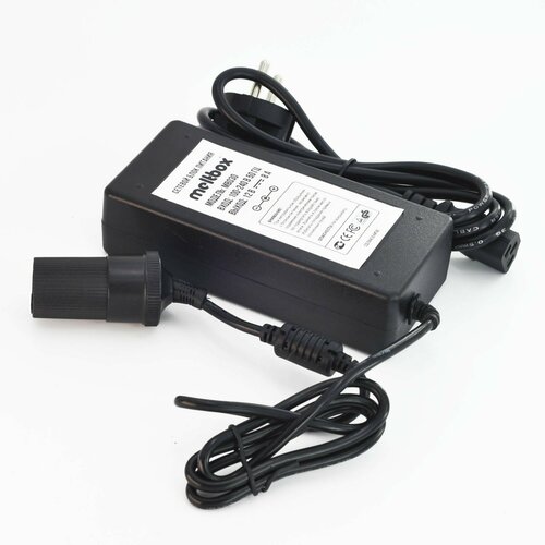 Адаптер сетевой с 220V на 12V 8A с гнездом прикуривателя 896₽