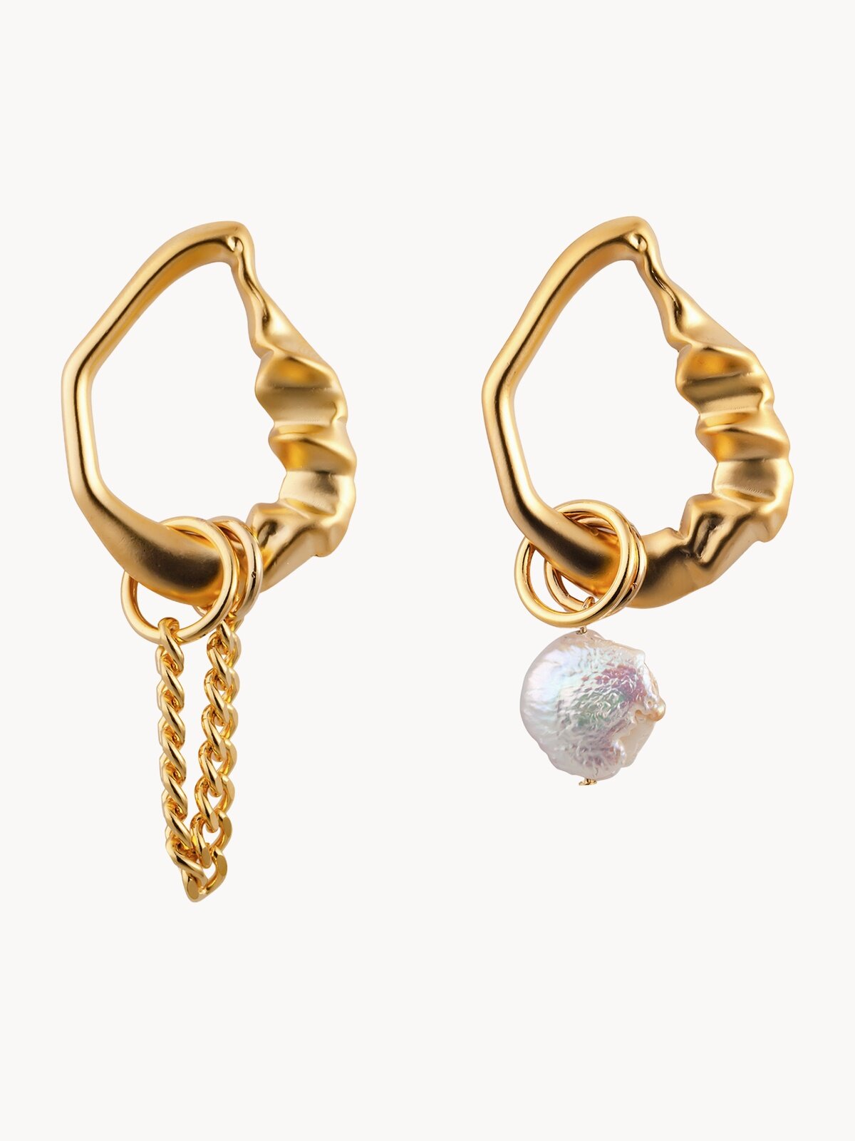 Серьги с подвесками, непарные Kalinka modern story, жемчуг барочный, размер 58 мм, золотистый