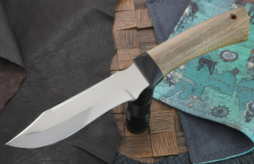 Павловские ножи Викинг  сталь 65Х13  рукоять орех