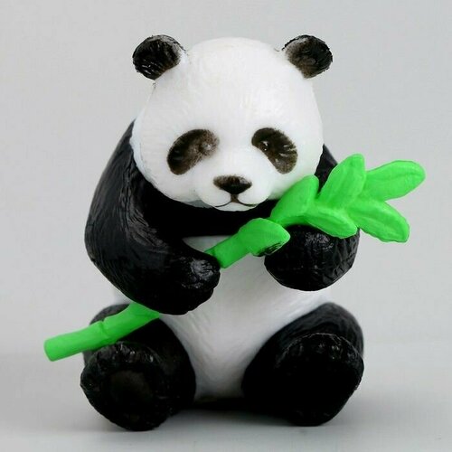Миниатюра кукольная "Панда с бамбуком"