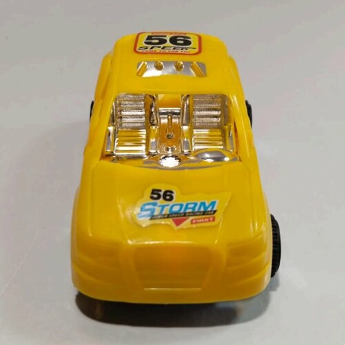 Инерционная гоночная машина желтая машина, размер 7,5.3,5.2,5 см