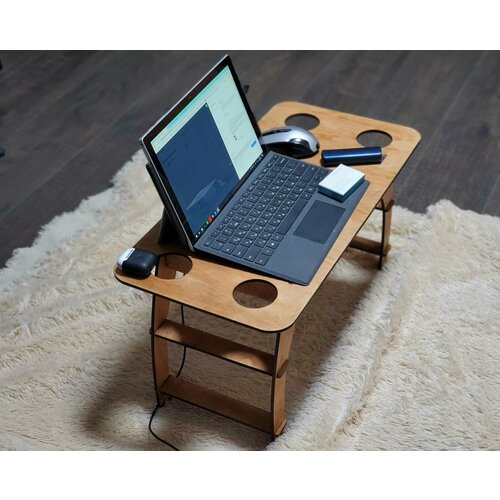 Поднос-столик из дерева, из фанеры, поднос для завтрака, для ноутбука, столик кроватный, прикроватный / Поднос на ножках