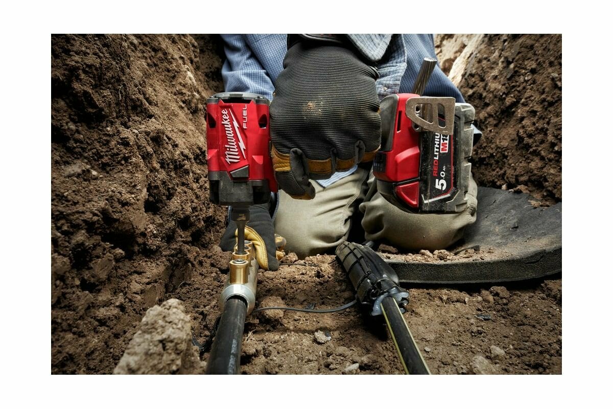 Аккумуляторный гайковёрт Milwaukee M18FIW2F12-0X FUEL, , кейс, без АКБ и ЗУ - фото №7