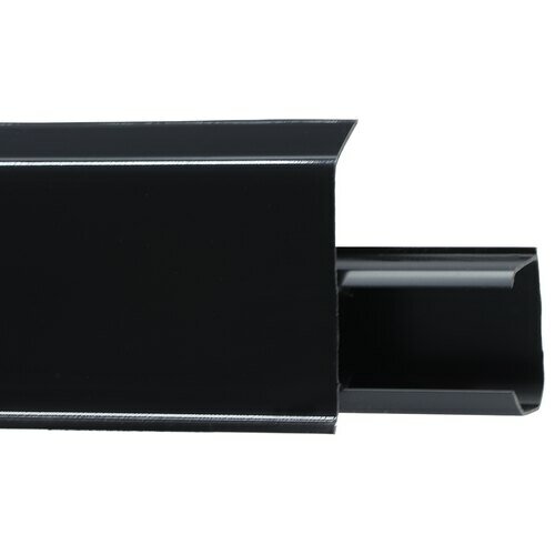 фото Плинтус пластиковый Winart Quadro 55 мм Шварц 540