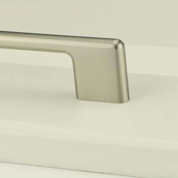 Ручка-скоба мебельная Capri C=128 мм шлифованная сталь - фотография № 3