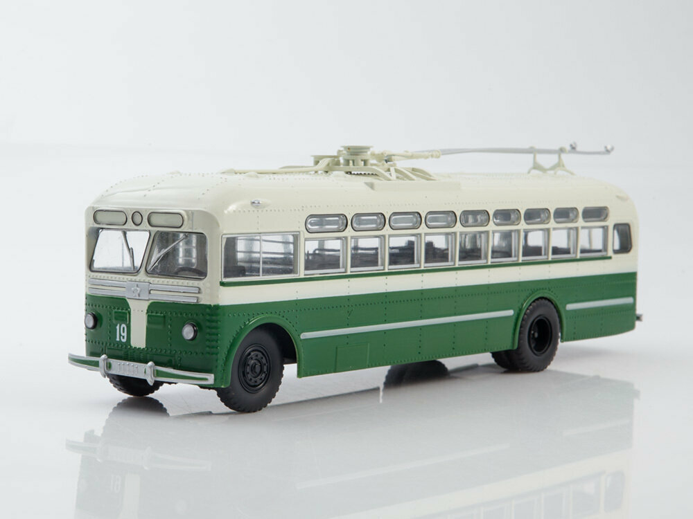 Масштабная модель Троллейбус МТБ-82Д — фото 1