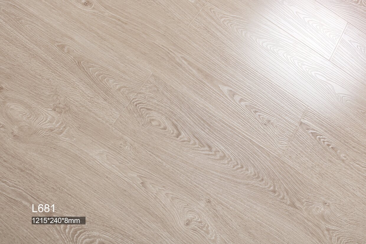 фото Ламинат ideal plus Дуб Виттория 8068-1 34 класс 8мм 2,61м. кв/упаковка