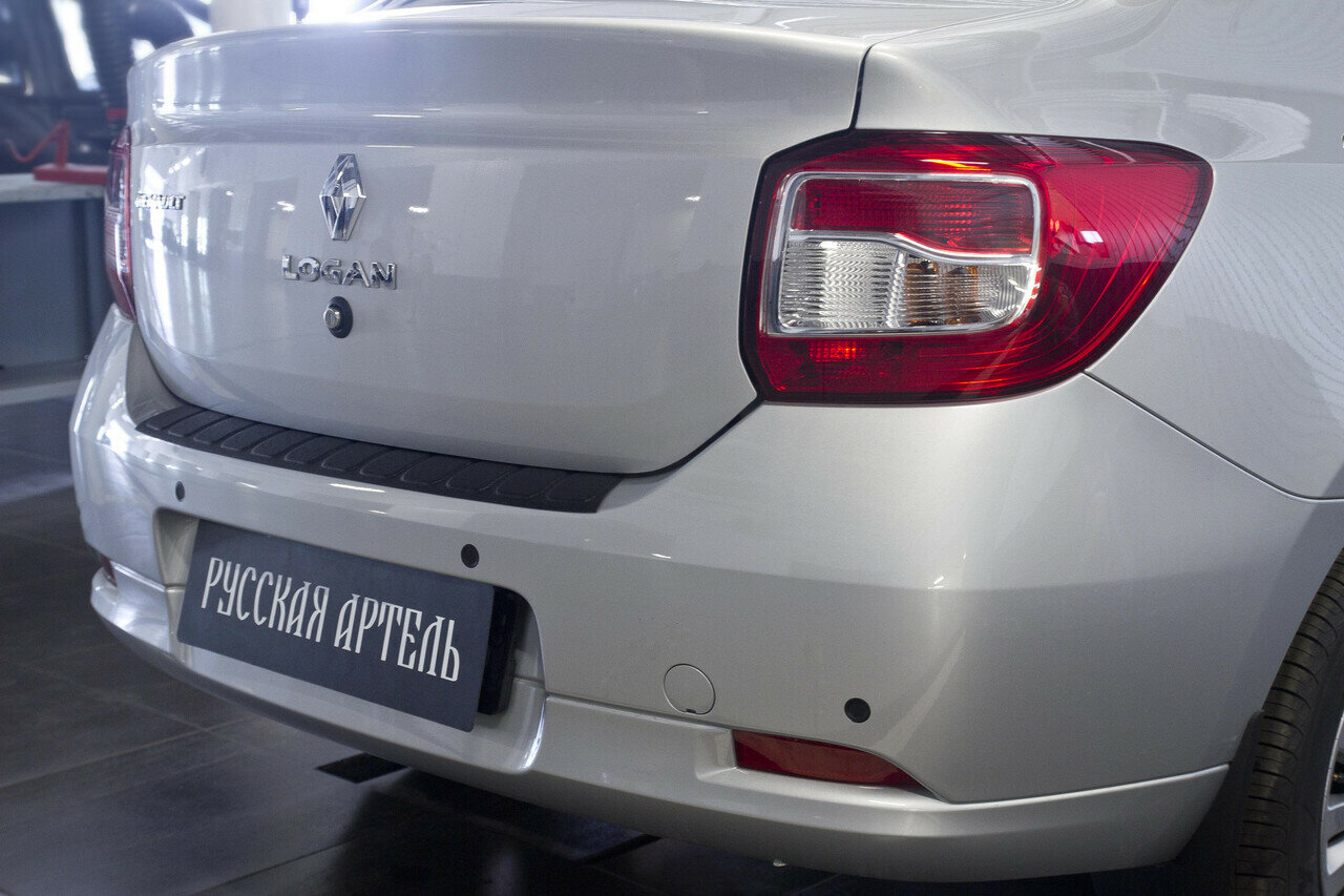 Накладка на задний бампер Renault Logan 2014 - н. в.