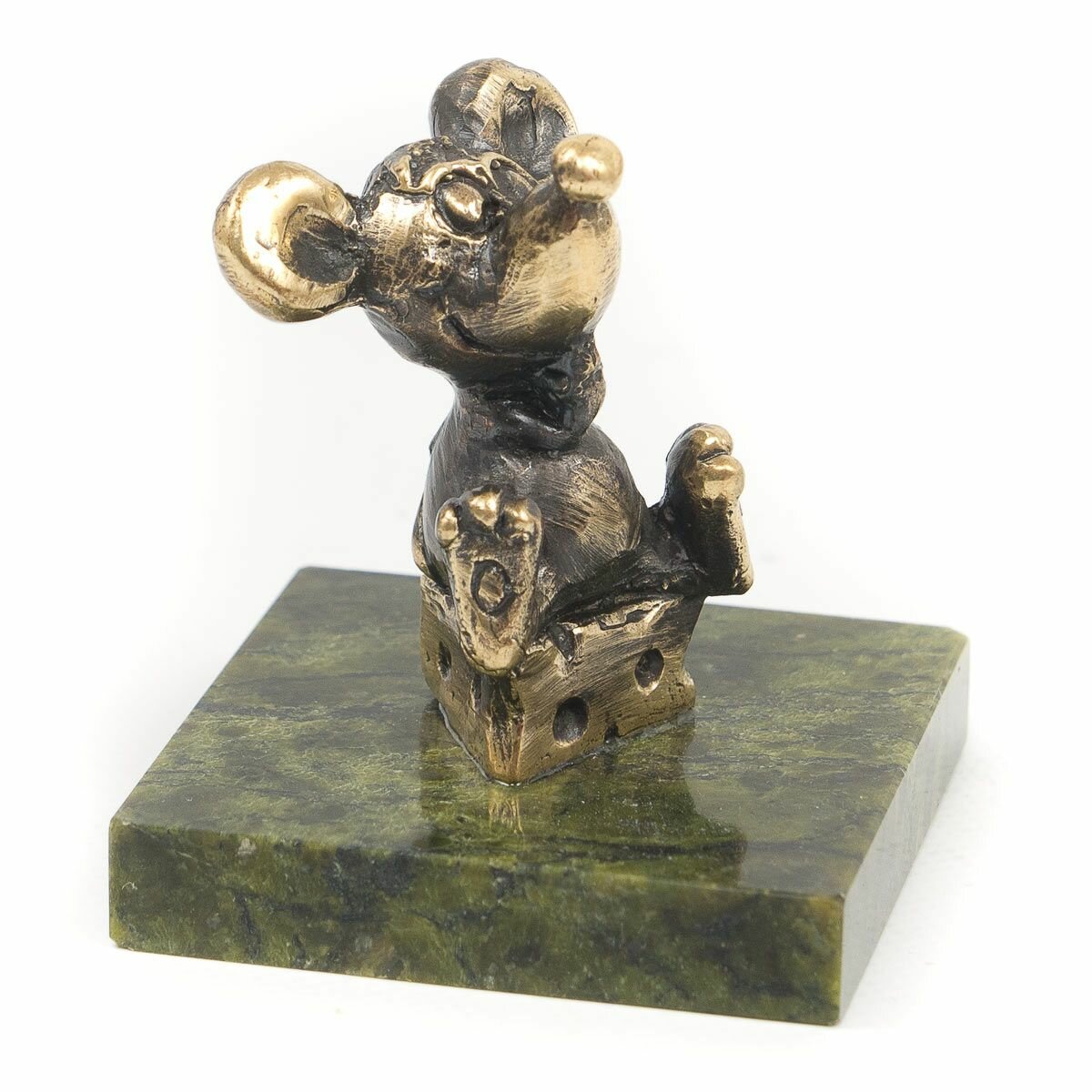 Статуэтка из бронзы и змеевика "Мышонок на сыре" 117201