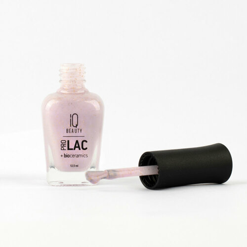 Лак для ногтей IQ Beauty №094 укрепляющий с биокерамикой 12,5 мл
