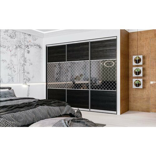 Встроенный трёхдверный шкаф-купе в цвете тёмного дуба без зеркала